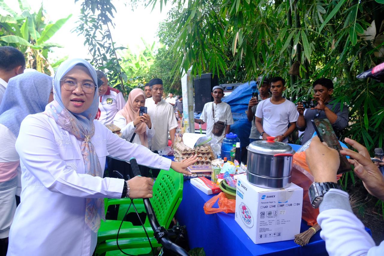 Lakukan Intervensi KME, Bupati Gowa Resmikan Bantuan Bedah Rumah Hingga Serahkan Berbagai Bantuan