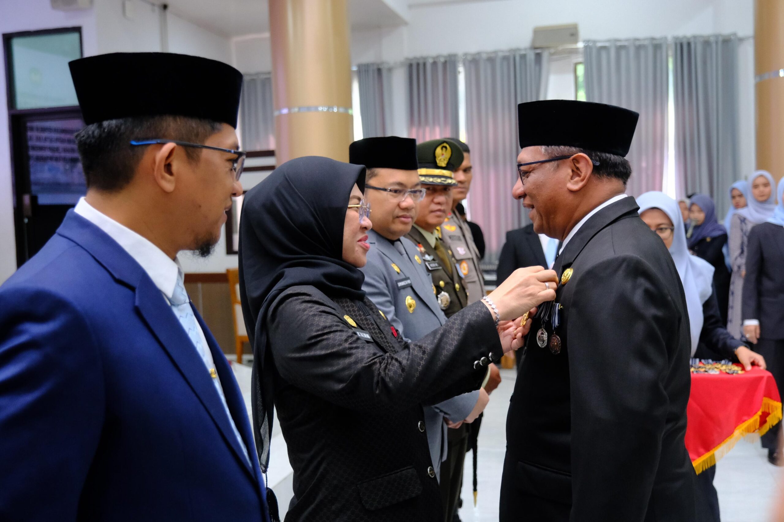 Serahkan Penghargaan Satyalancana, Bupati Gowa : Mereka Telah Mengabdi Untuk Daerah