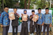 Kepala Kemenag Maros Beri Penghargaan Langsung, Siswa MTs Ponpes Annur Tompobulu Borong Medali Emas Olimpiade Sains Indonesia